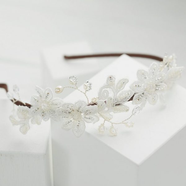 naomi-lace-headpiece